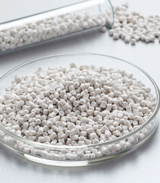 about White maasterbatch-1